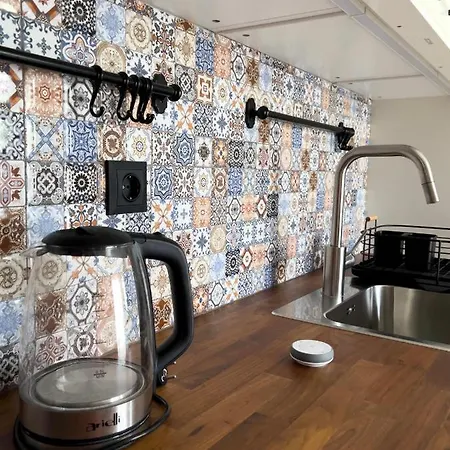Oasis Club Apartment Lozenets