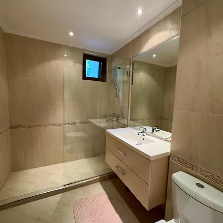 Oasis Club Apartment *