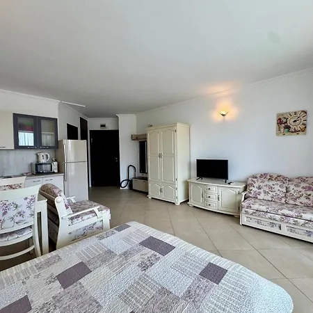 Apartment Oasis Club Lozenets