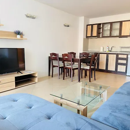 Apartment Oasis Club *