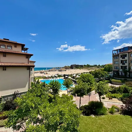 Apartmán Oasis Club *